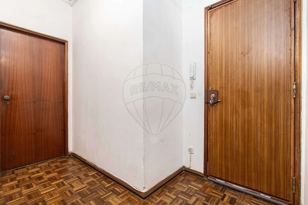 Apartamento T3 para Venda em Póvoa de Santa Iria e Forte da Casa Foto 11