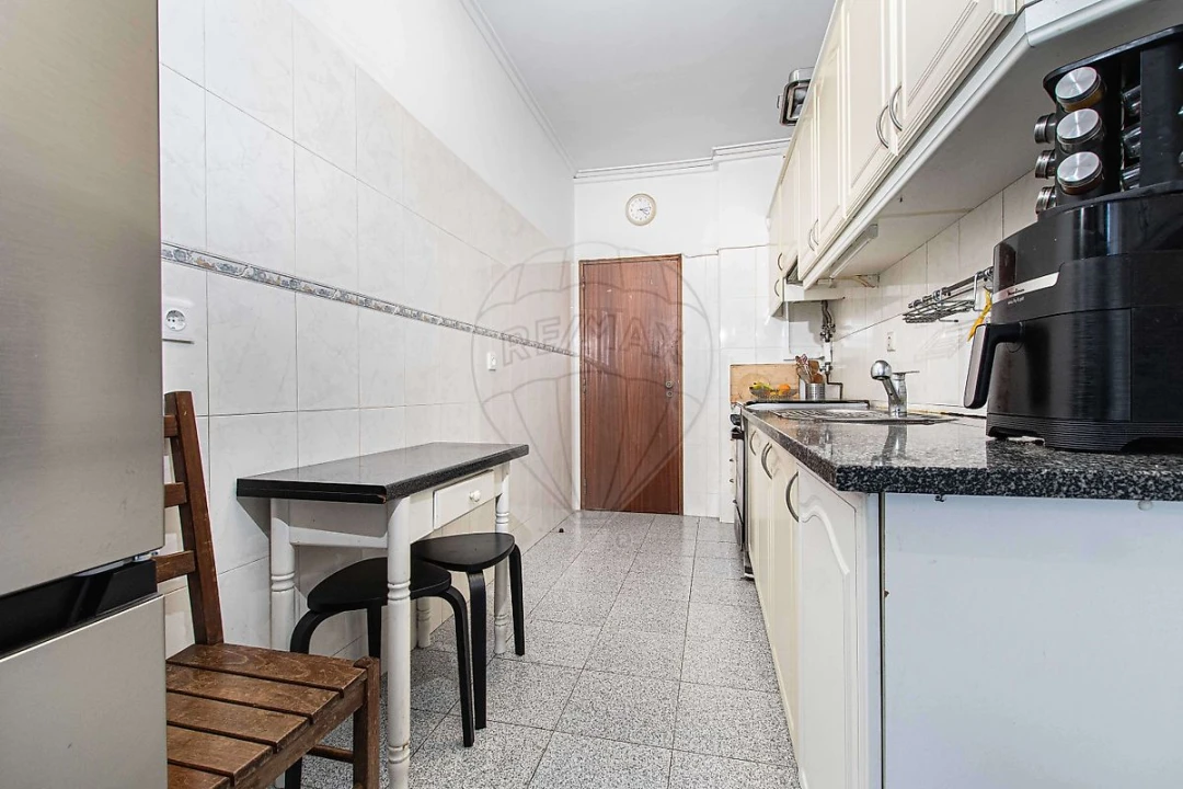 Apartamento T3 para Venda em Póvoa de Santa Iria e Forte da Casa Foto 17
