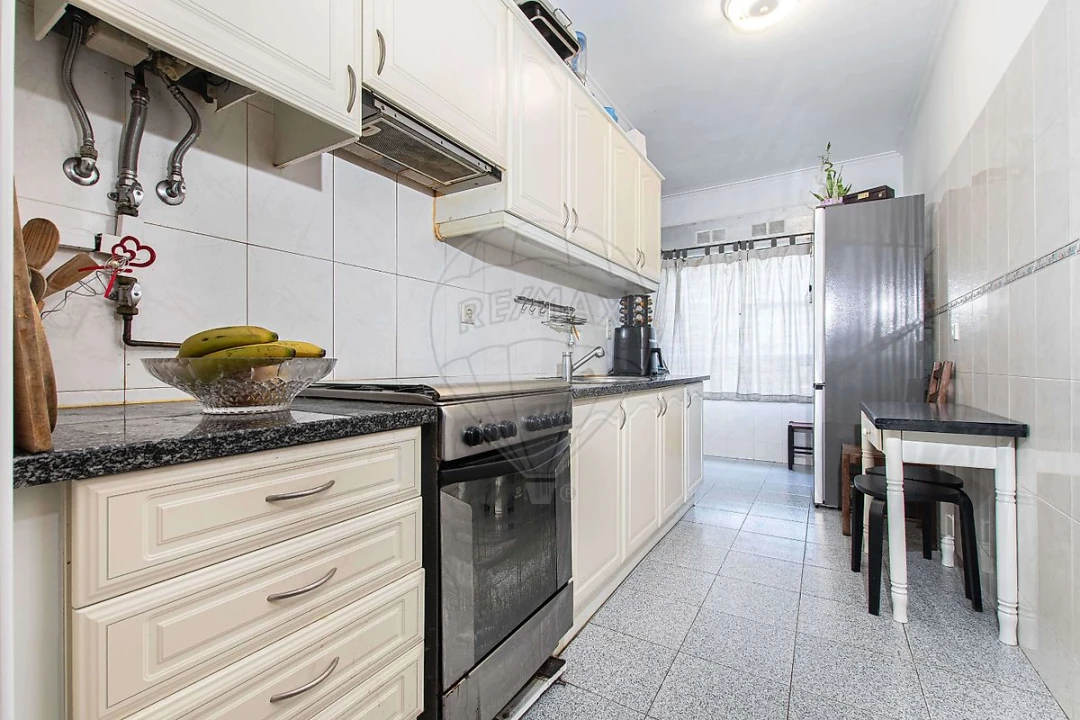 Apartamento T3 para Venda em Póvoa de Santa Iria e Forte da Casa Foto 19