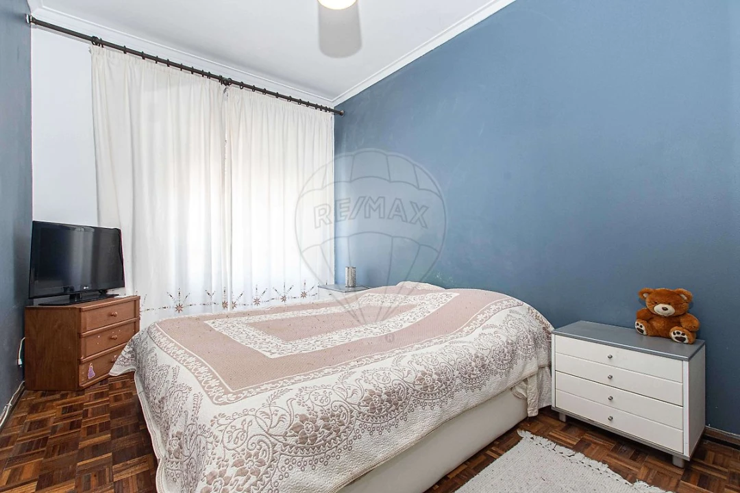 Apartamento T3 para Venda em Póvoa de Santa Iria e Forte da Casa Foto 6