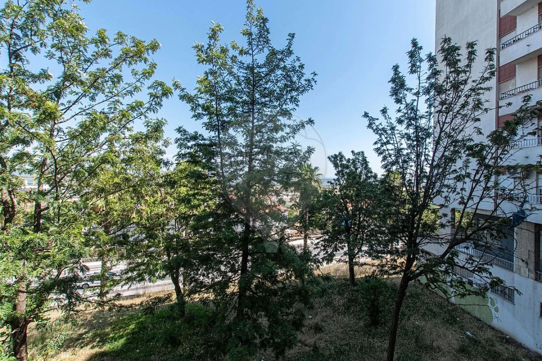 Apartamento T3 para Venda em Póvoa de Santa Iria e Forte da Casa Foto 21