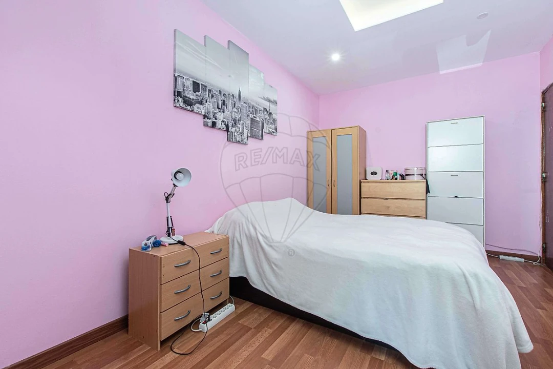 Apartamento T3 para Venda em Póvoa de Santa Iria e Forte da Casa Foto 9