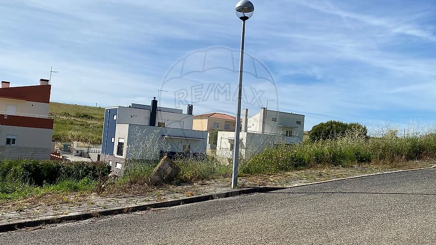 Terreno para Venda em A dos Cunhados e Maceira