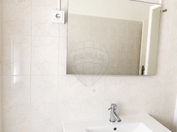 Apartamento T4 para Arrendamento em Alvalade