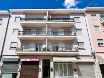 Apartamento T4 para Arrendamento em Alvalade