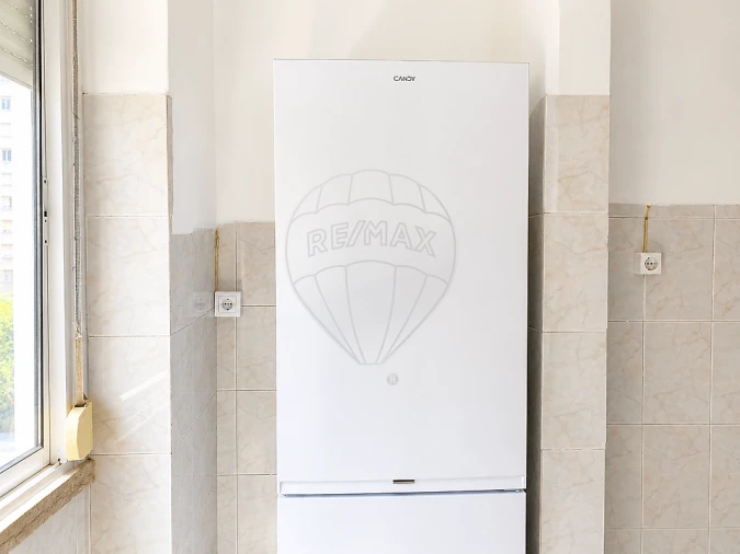 Apartamento T4 para Arrendamento em Alvalade Foto 15