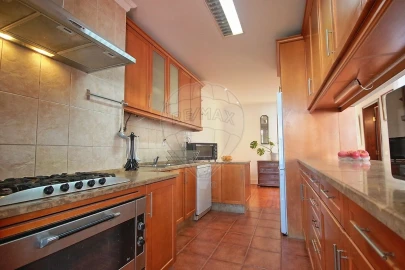 Apartamento T3 para Venda em São Vicente