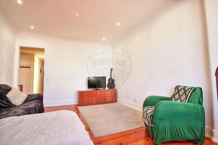 Apartamento T3 para Venda em São Vicente Foto 4