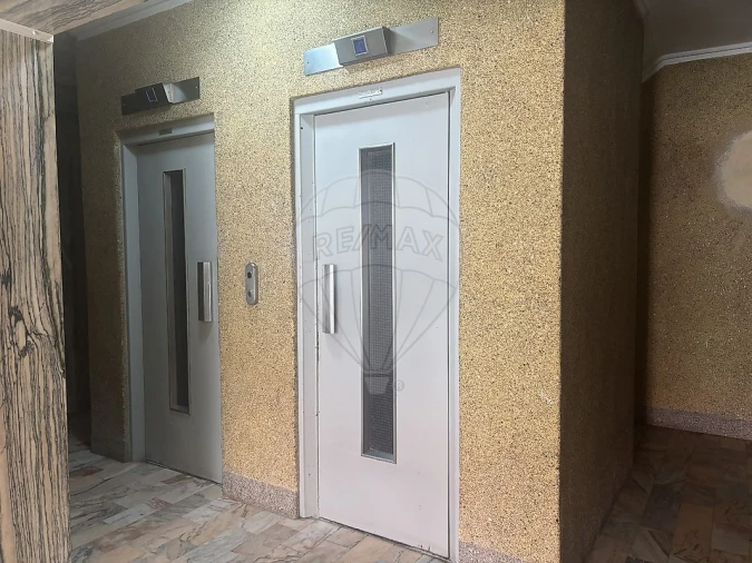 Apartamento T2 para Venda em Amora Foto 5