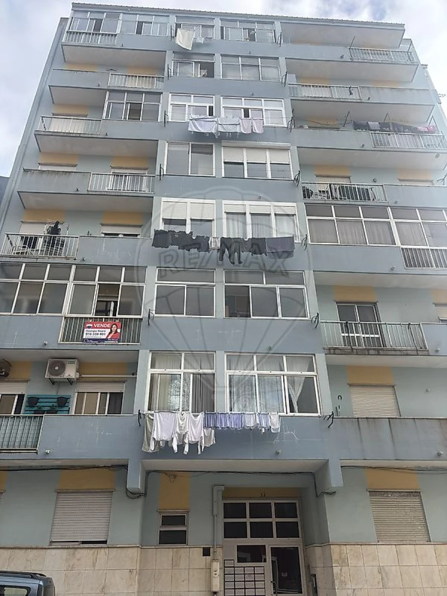 Apartamento T2 para Venda em Amora Foto 8