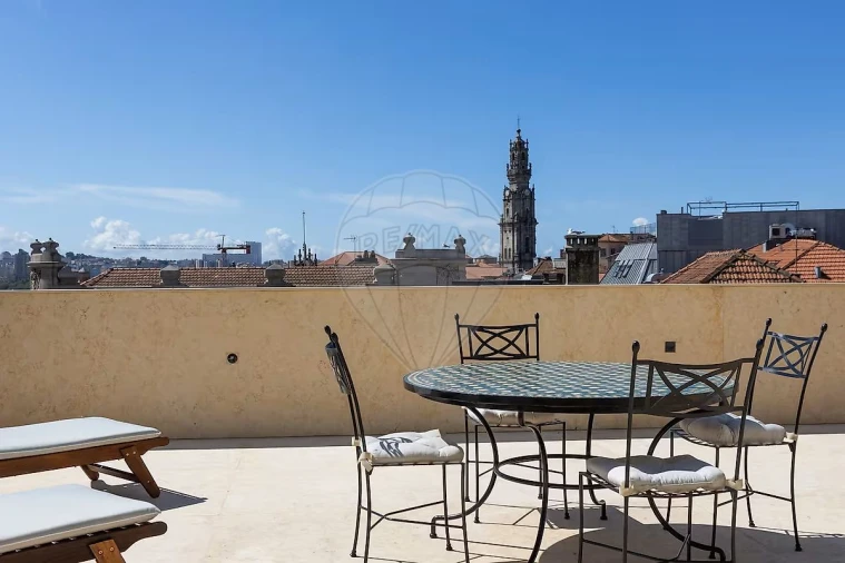 Apartamento T2 para Venda em Cedofeita, Santo Ildefonso, Sé, Miragaia, São Nicolau e Vitória Foto 18