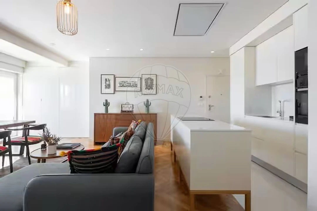 Apartamento T2 para Venda em Cedofeita, Santo Ildefonso, Sé, Miragaia, São Nicolau e Vitória Foto 6