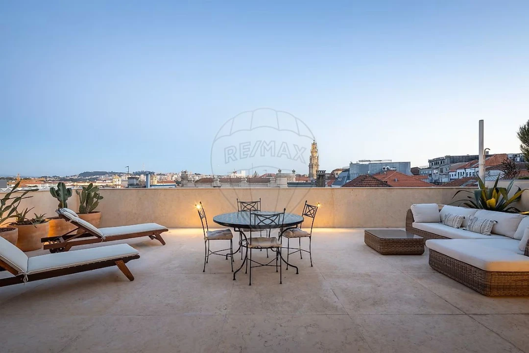 Apartamento T2 para Venda em Cedofeita, Santo Ildefonso, Sé, Miragaia, São Nicolau e Vitória Foto 21