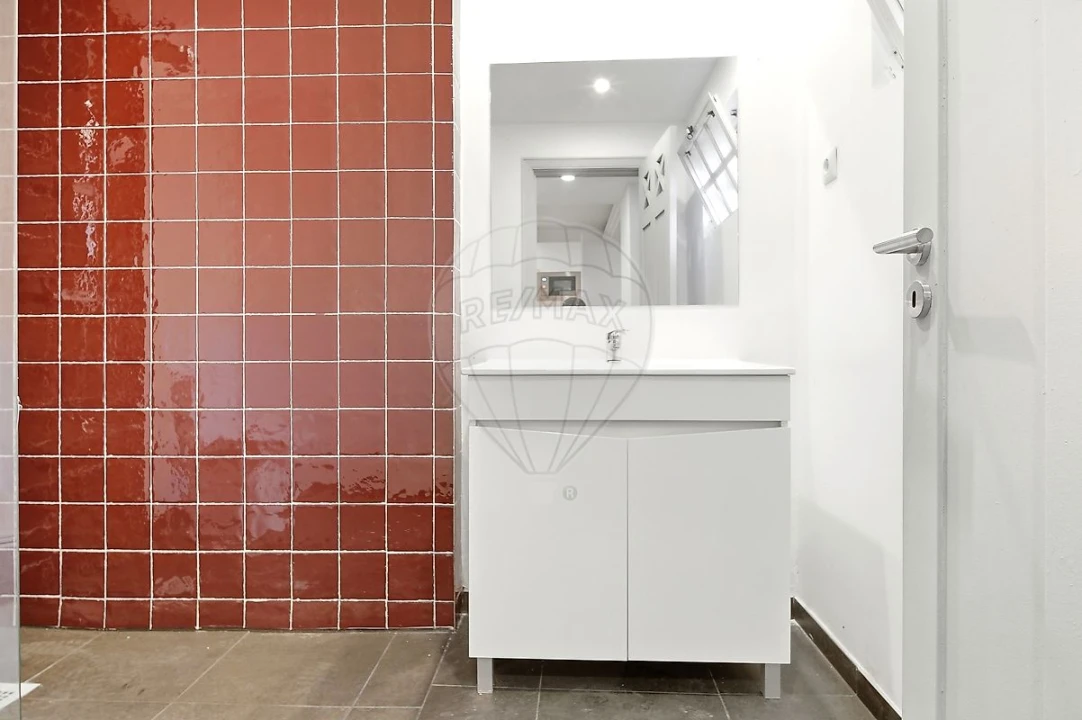 Apartamento T1 para Venda em Almada, Cova da Piedade, Pragal e Cacilhas Foto 18