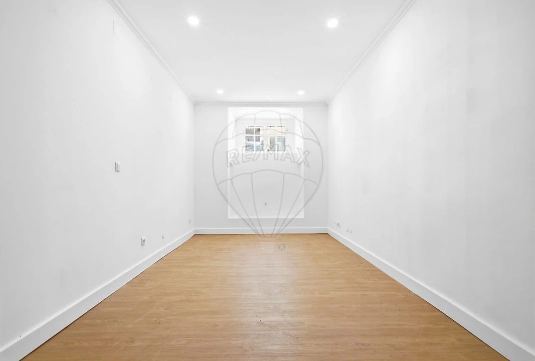 Apartamento T1 para Venda em Almada, Cova da Piedade, Pragal e Cacilhas Foto 5
