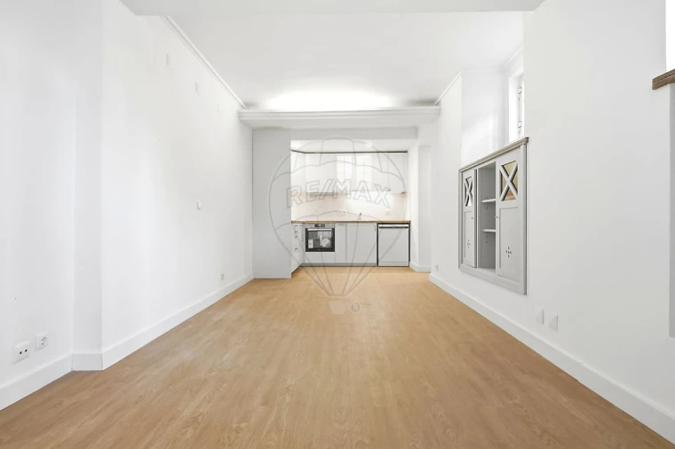 Apartamento T1 para Venda em Almada, Cova da Piedade, Pragal e Cacilhas Foto 12