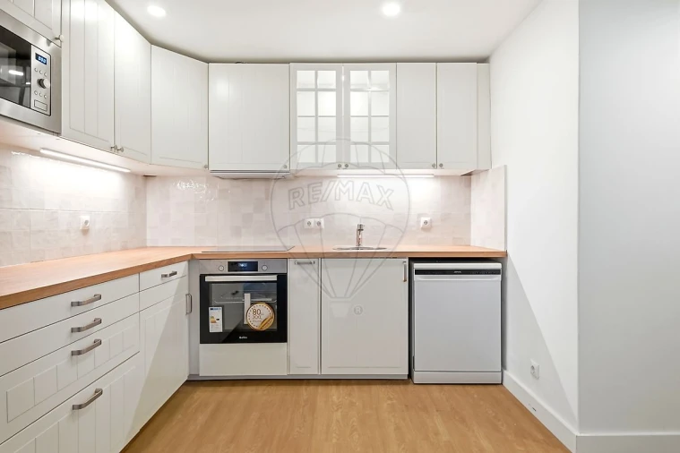 Apartamento T1 para Venda em Almada, Cova da Piedade, Pragal e Cacilhas Foto 15