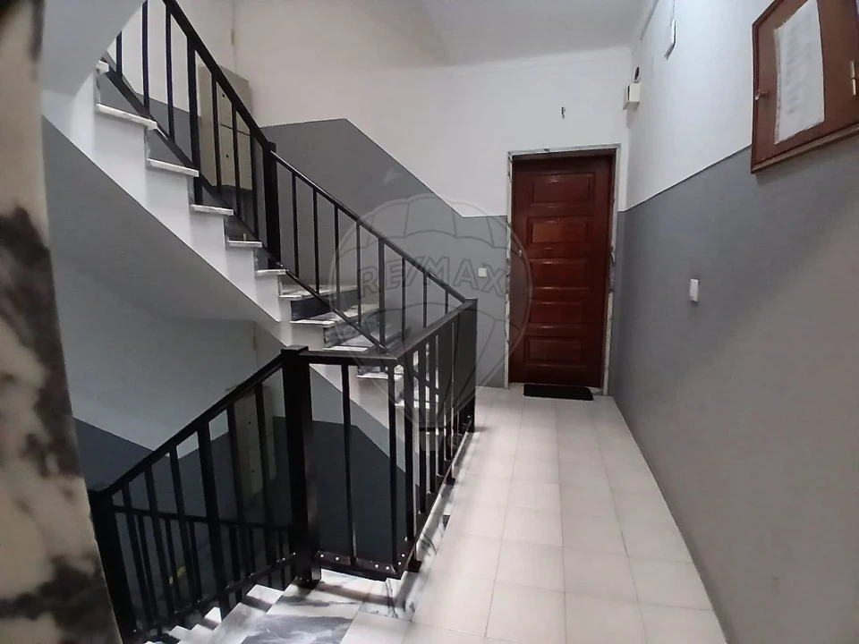 Apartamento T2 para Venda em Caldas da Rainha - Santo Onofre e Serra do Bouro Foto 19