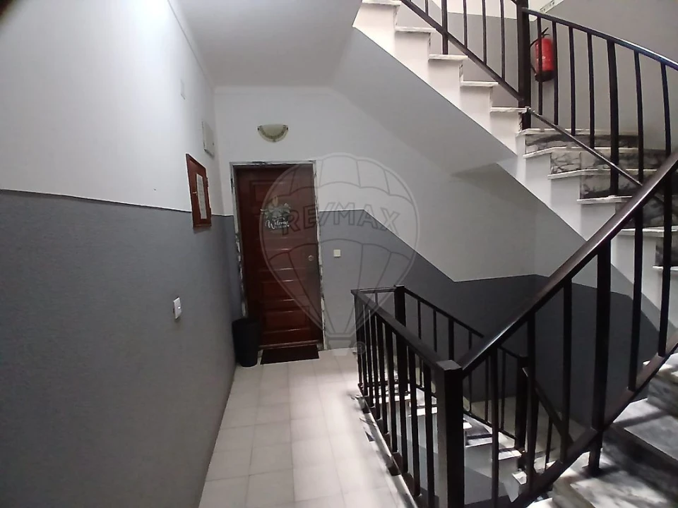 Apartamento T2 para Venda em Caldas da Rainha - Santo Onofre e Serra do Bouro Foto 15