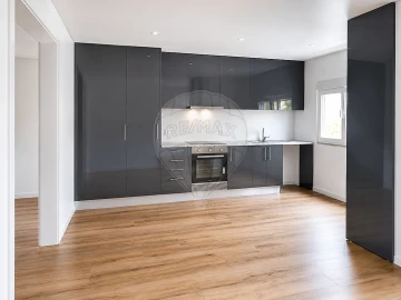 Apartamento T2 para Venda em Rio de Mouro