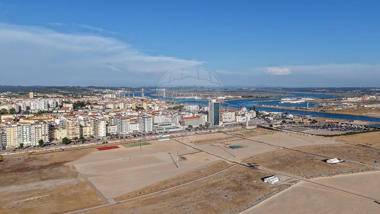 Apartamento T3 para Venda em Buarcos Foto 1