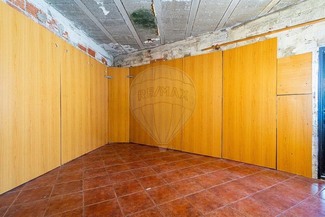 Moradia T1 para Venda em Aveiras de Cima Foto 13