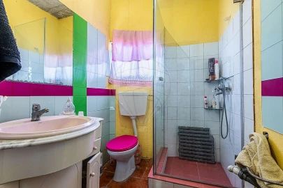 Moradia T1 para Venda em Aveiras de Cima