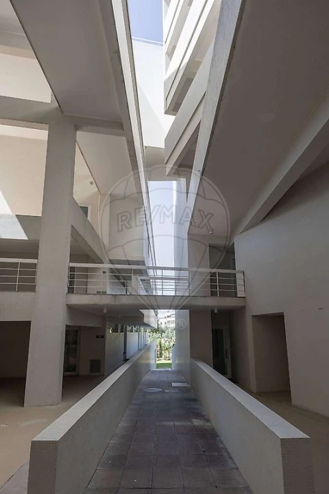 Apartamento T2 para Venda em Algés, Linda-A-Velha e Cruz Quebrada-Dafundo