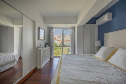 Apartamento T2 para Venda em Algés, Linda-A-Velha e Cruz Quebrada-Dafundo