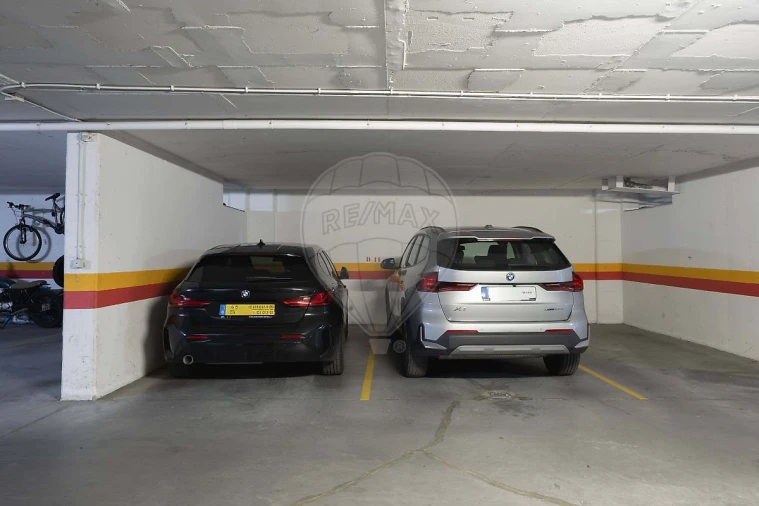 Apartamento T2 para Venda em Algés, Linda-A-Velha e Cruz Quebrada-Dafundo Foto 22