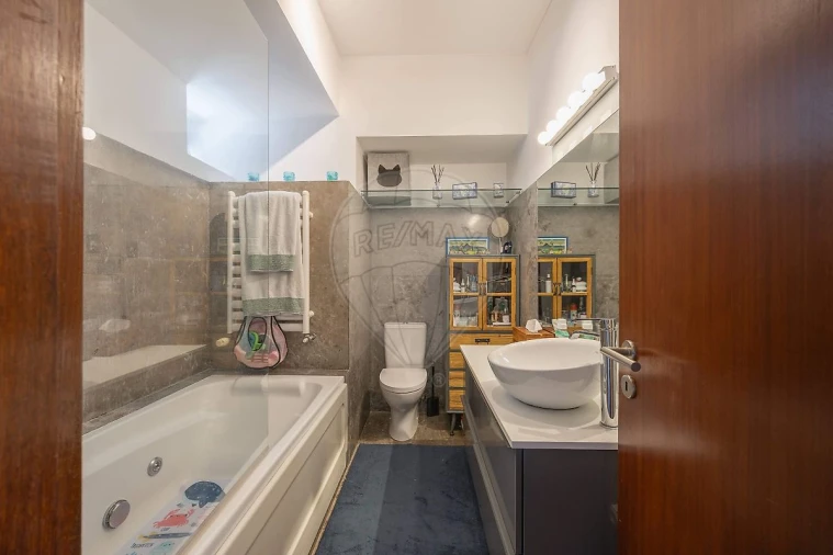 Apartamento T2 para Venda em Algés, Linda-A-Velha e Cruz Quebrada-Dafundo Foto 4