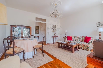 Apartamento T3 para Arrendamento em Santa Maria e São Miguel, São Martinho, São Pedro Penaferrim