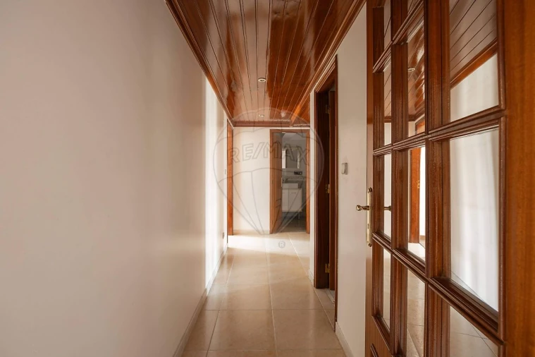 Apartamento T1 para Venda em Cacém e São Marcos Foto 3