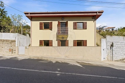 Moradia T2 para Venda em Louredo