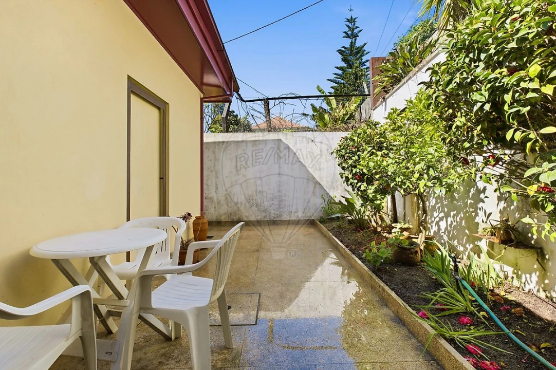 Moradia T2 para Venda em Louredo Foto 32