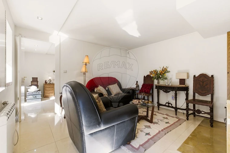 Moradia T2 para Venda em Louredo Foto 5