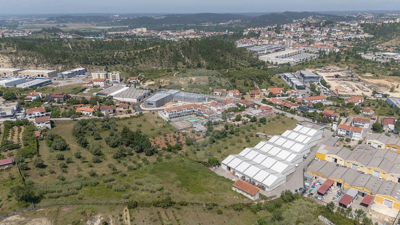 Armazém para Venda em Eiras e São Paulo de Frades Foto 4