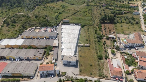 Armazém para Venda em Eiras e São Paulo de Frades