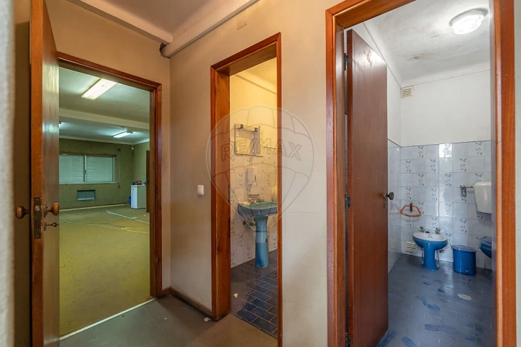 Armazém para Venda em Eiras e São Paulo de Frades Foto 39