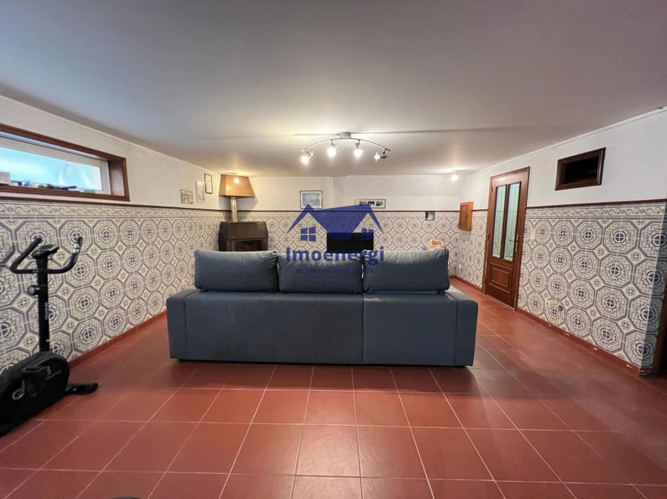 Moradia T4 para Venda em Arvore Foto 25