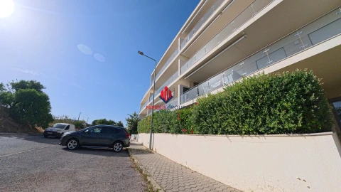 Apartamento T3 para Venda em Albufeira e Olhos de Água