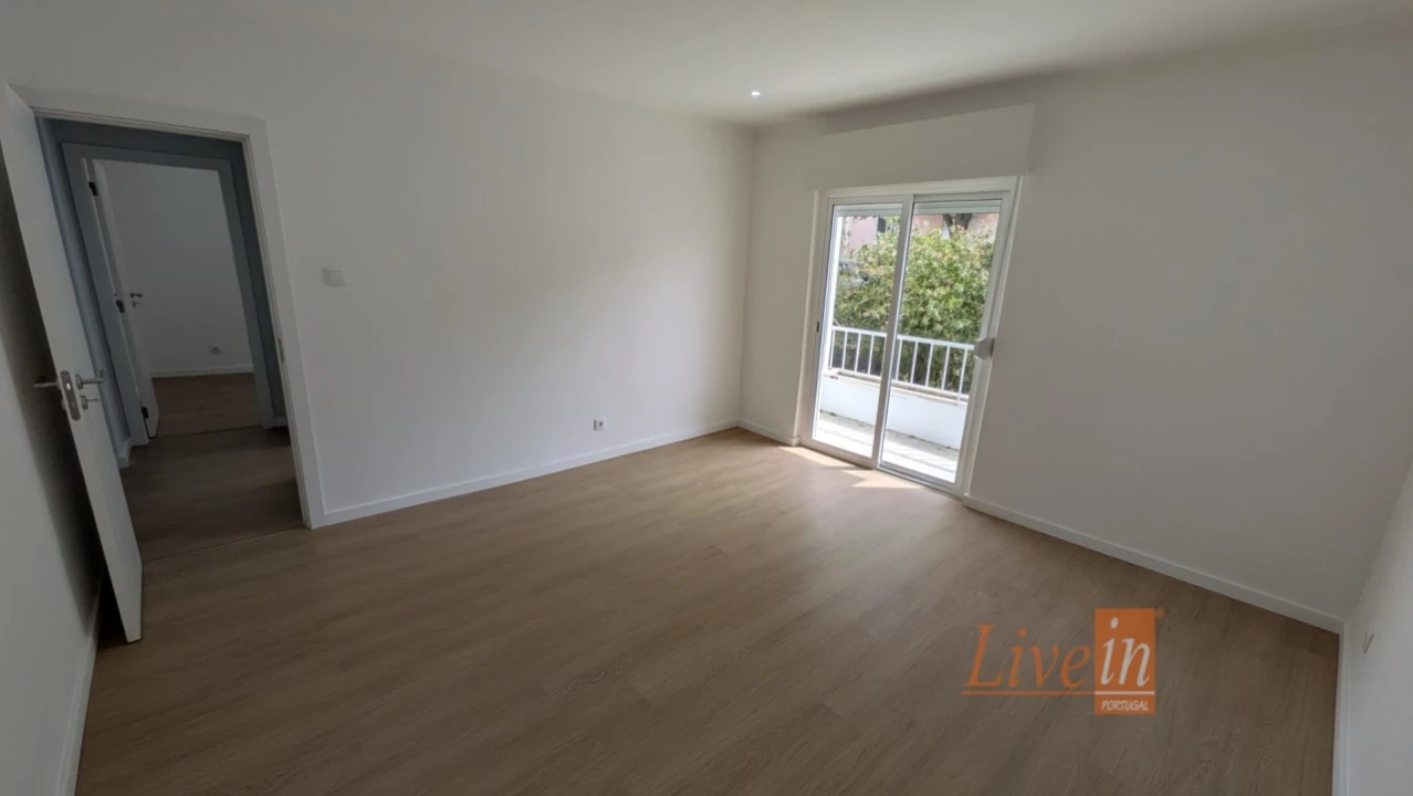 Apartamento T3 para Venda em Falagueira-Venda Nova Foto 2