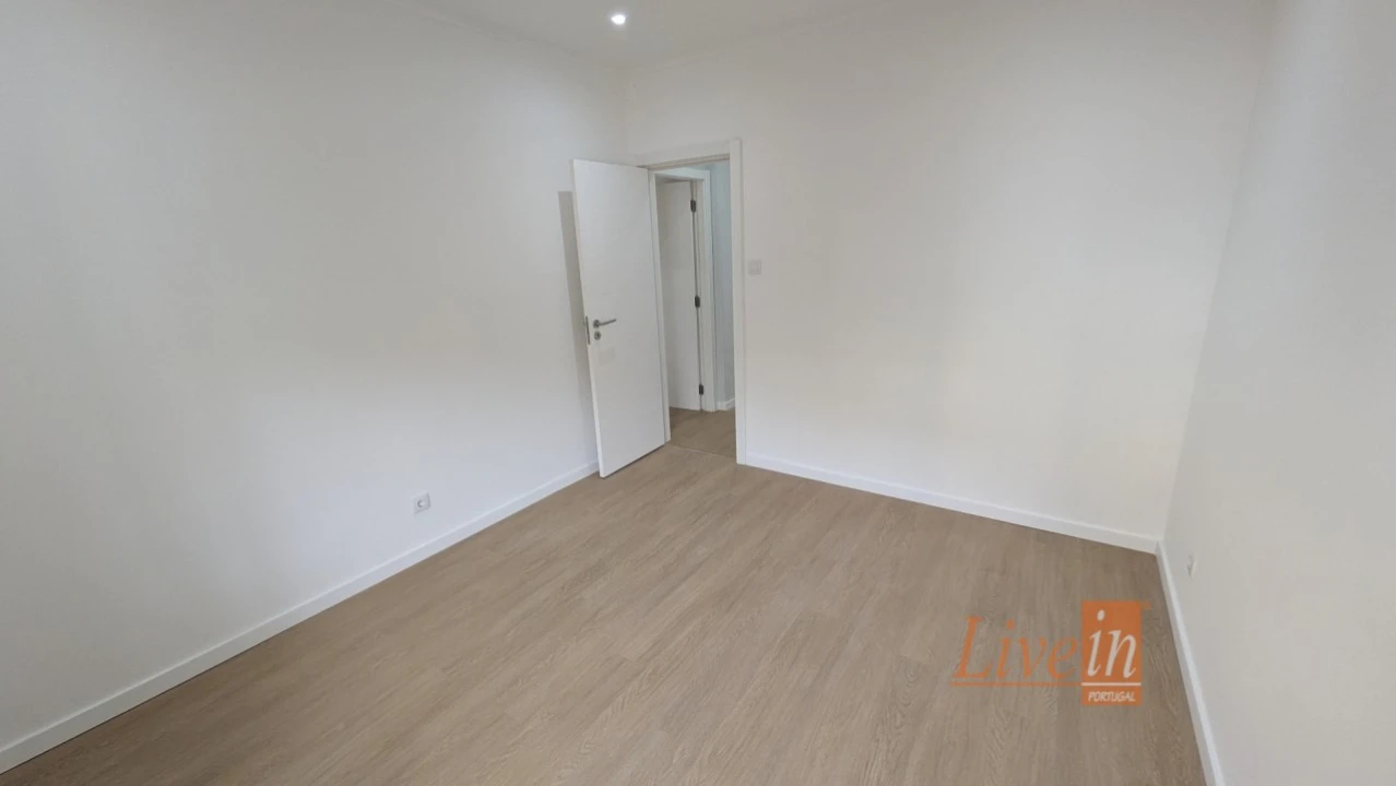 Apartamento T3 para Venda em Falagueira-Venda Nova Foto 18