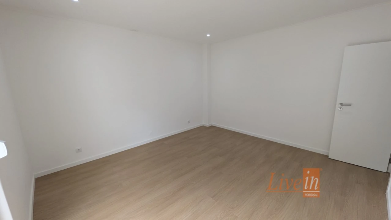 Apartamento T3 para Venda em Falagueira-Venda Nova Foto 24