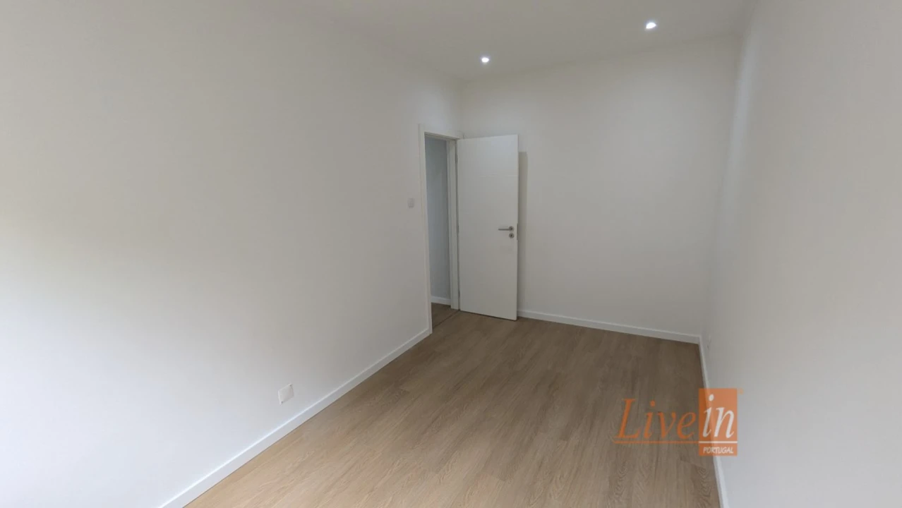 Apartamento T3 para Venda em Falagueira-Venda Nova Foto 25