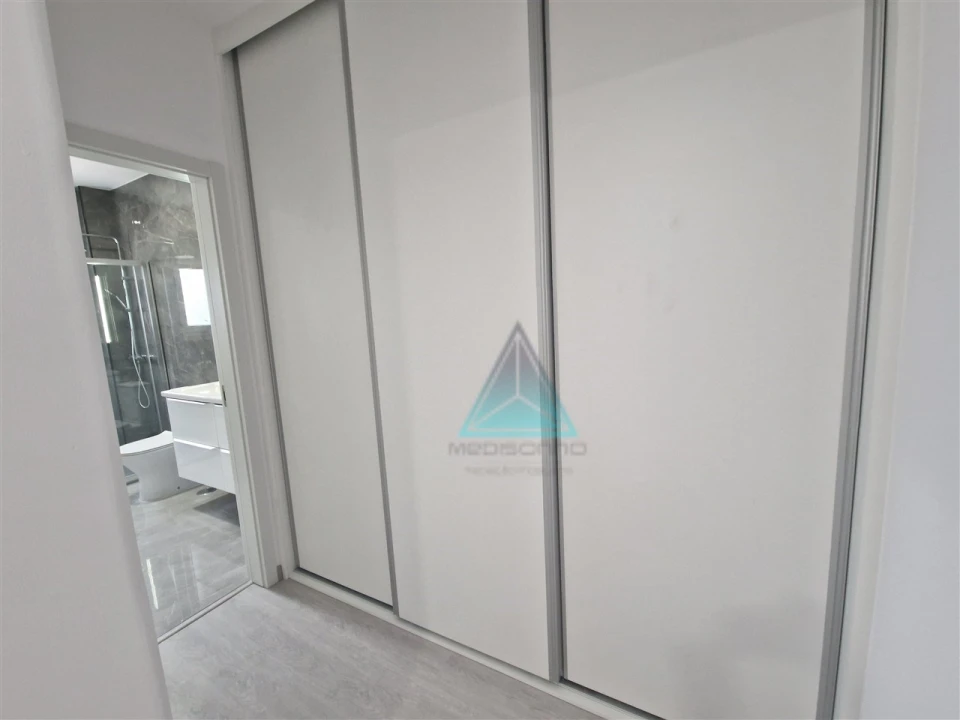 Apartamento T4 para Venda em Seixal, Arrentela e Aldeia de Paio Pires Foto 17