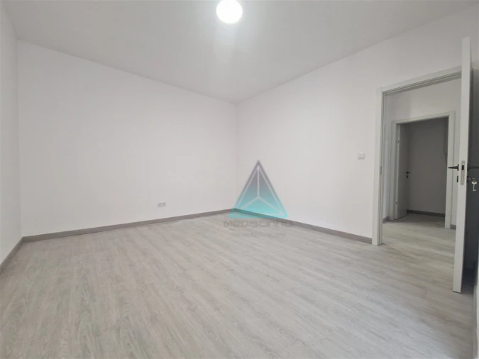 Apartamento T4 para Venda em Seixal, Arrentela e Aldeia de Paio Pires Foto 6