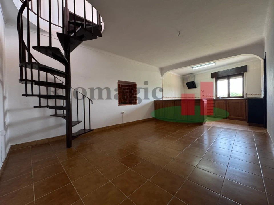 Moradia T4 para Venda em Longueira/Almograve Foto 4