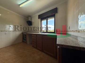 Moradia T4 para Venda em Longueira/Almograve