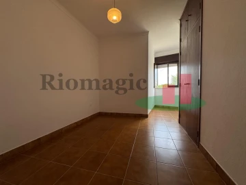 Moradia T4 para Venda em Longueira/Almograve